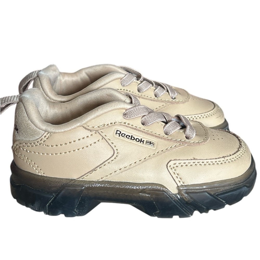 Reebok Kids Sneakers in Cream and Black